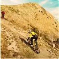 越野山地自行车骑士